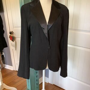 Laura‎ Ashley Vintage Black Satin Lapel Dinner Jacket 🖤🧡🥰